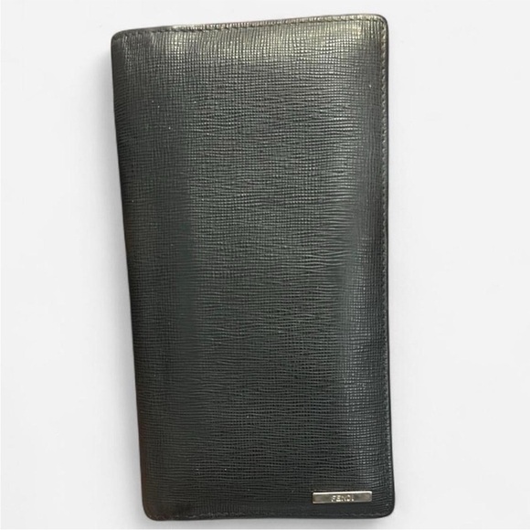 Fendi Black Saffiano Leather Travel Wallet - Made in Italy, 12 Card Slots - Picture 1 of 10